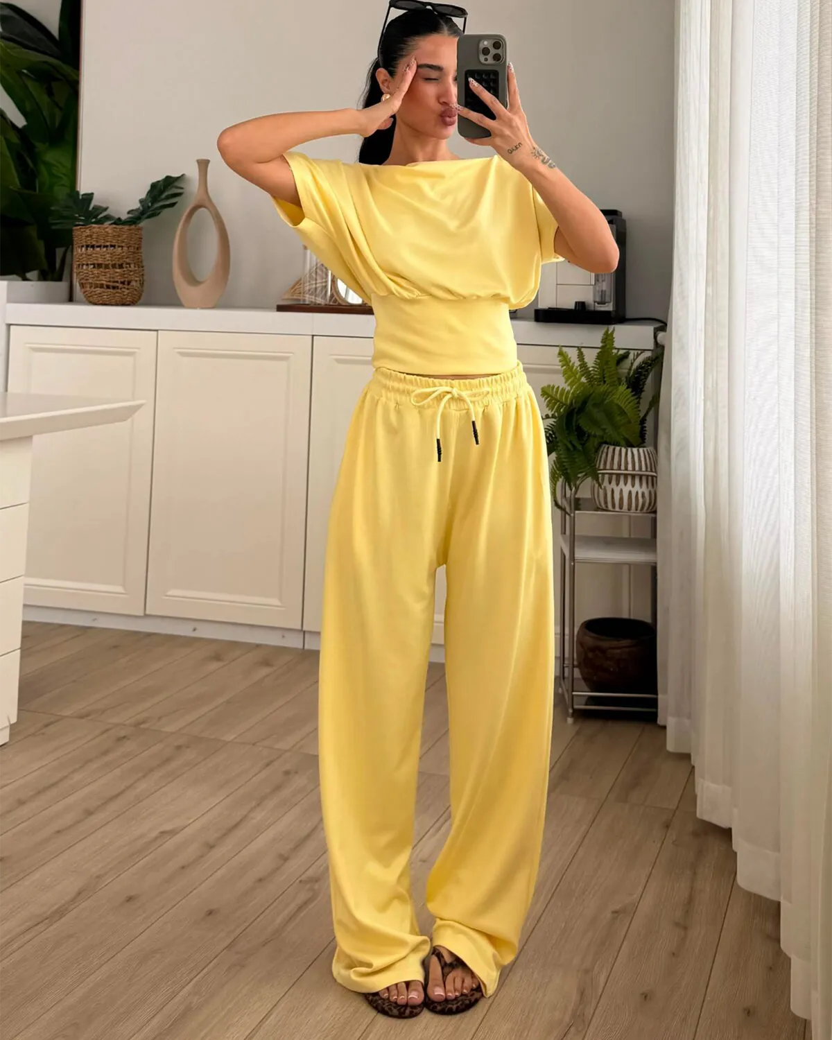 Dvodjelni set Verna
