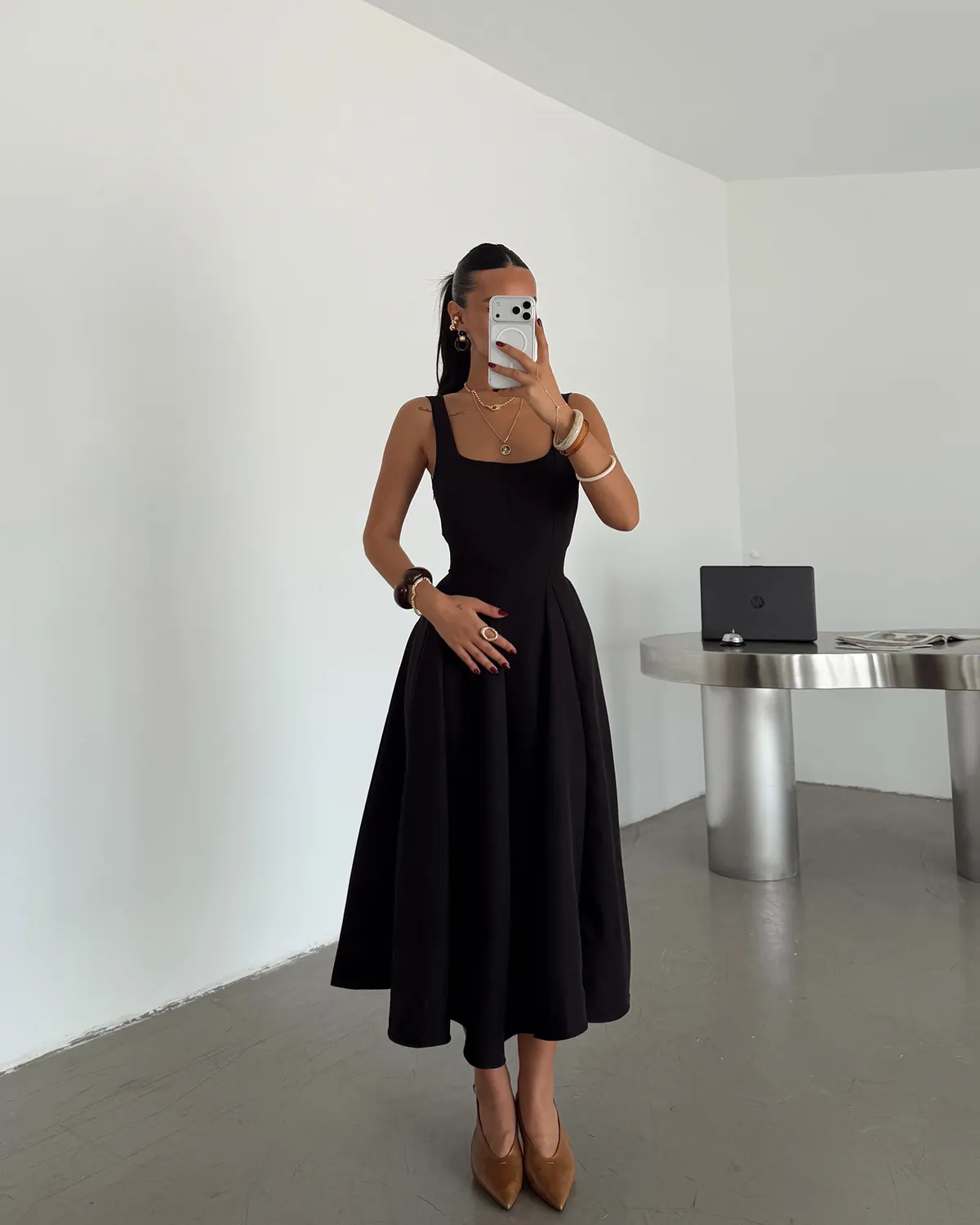 Midi haljina Garrett