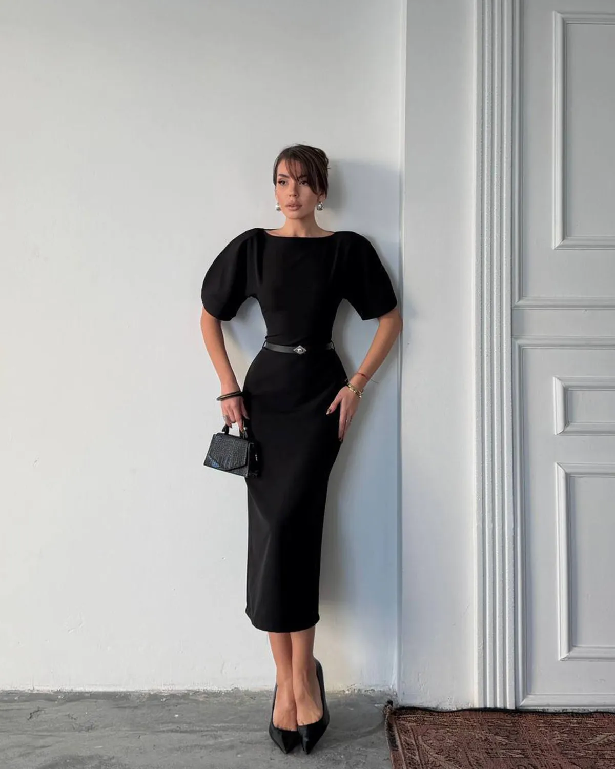 Midi haljina sa kaišem Audrey - crna