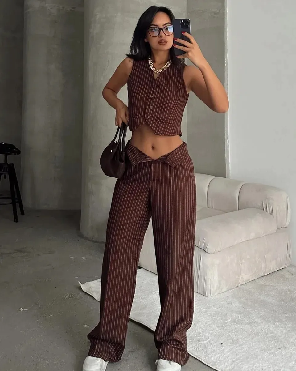 Dvodjelni set Nilsu