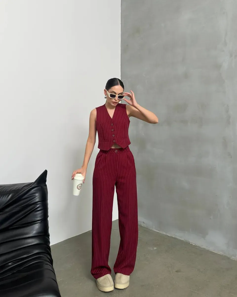 Dvodjelni set Nilsu