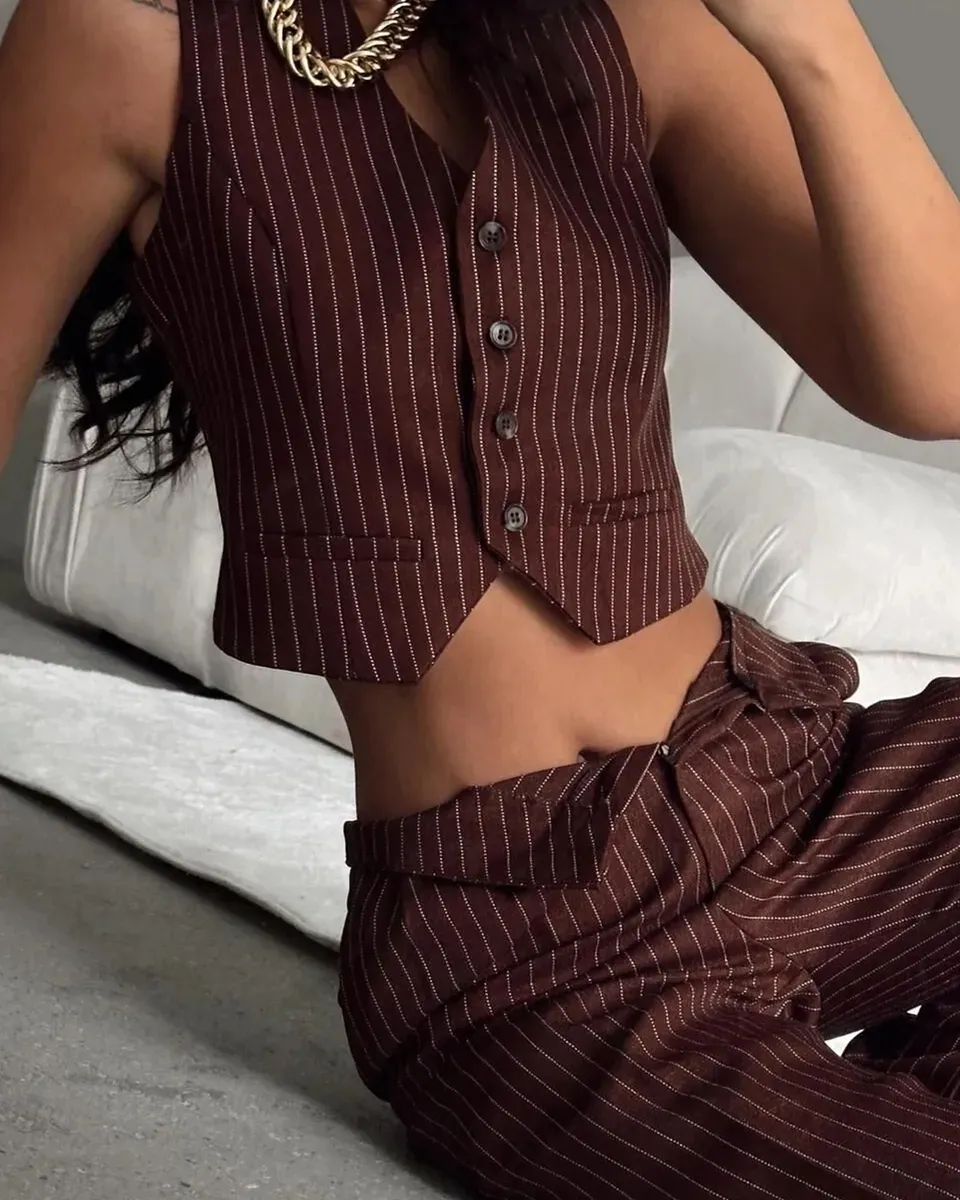 Dvodjelni set Nilsu