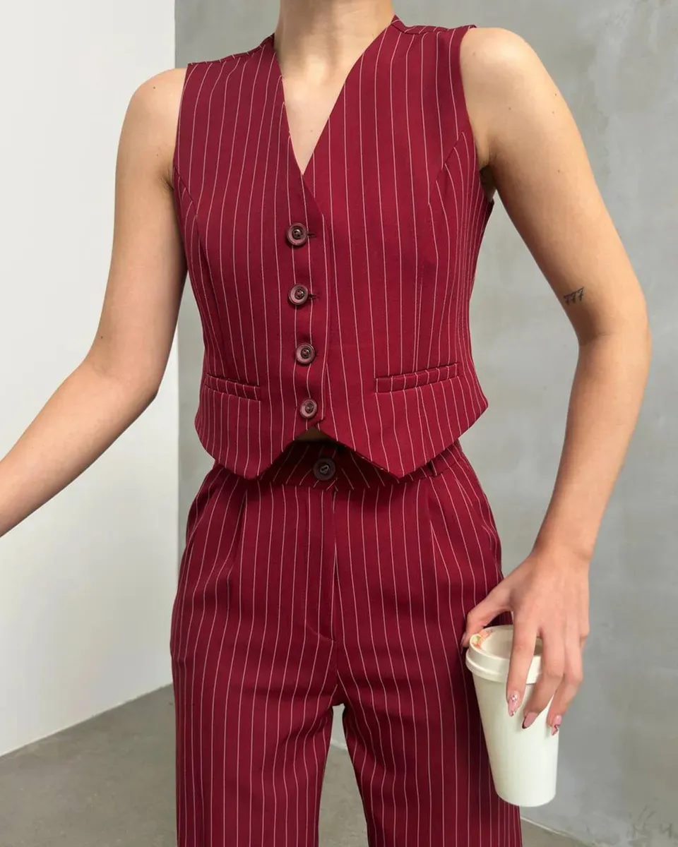 Dvodjelni set Nilsu