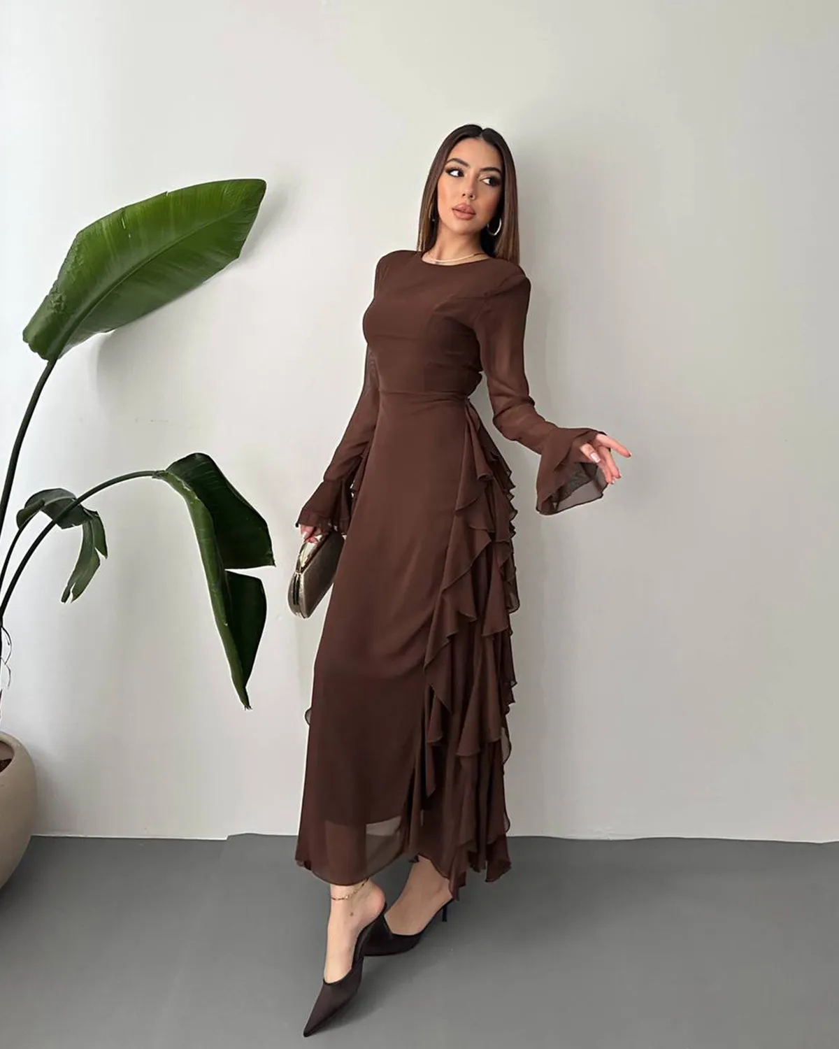 Midi haljina Velarya