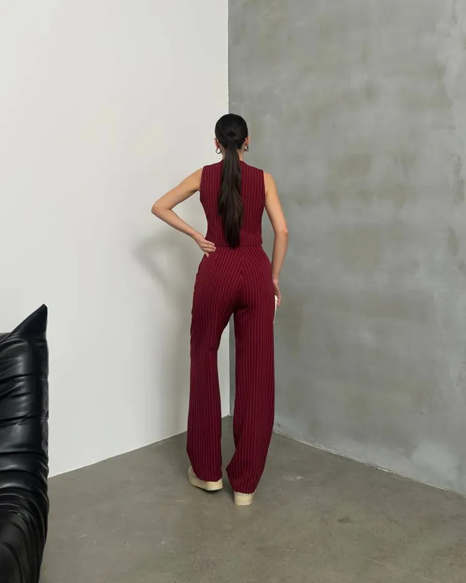Dvodjelni set Nilsu