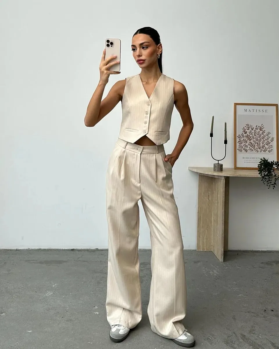Dvodjelni set Nilsu