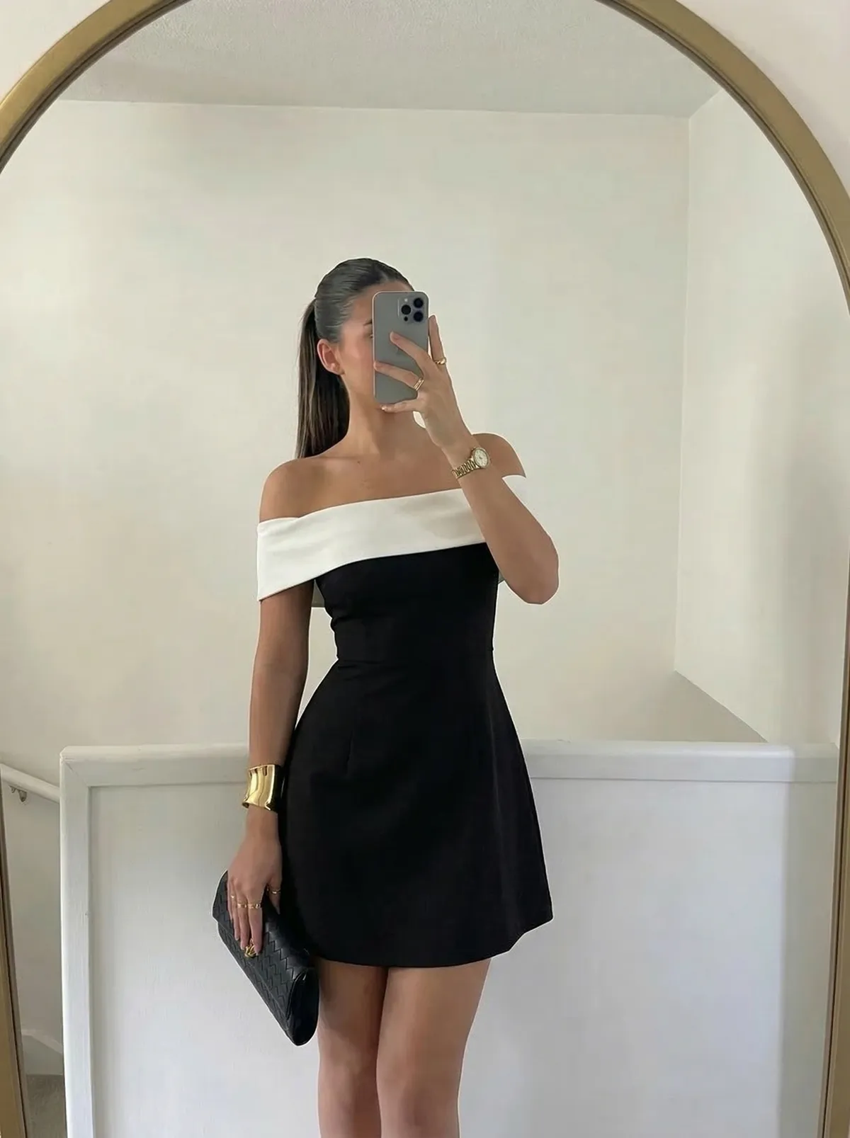 Mini haljina Regine- crna