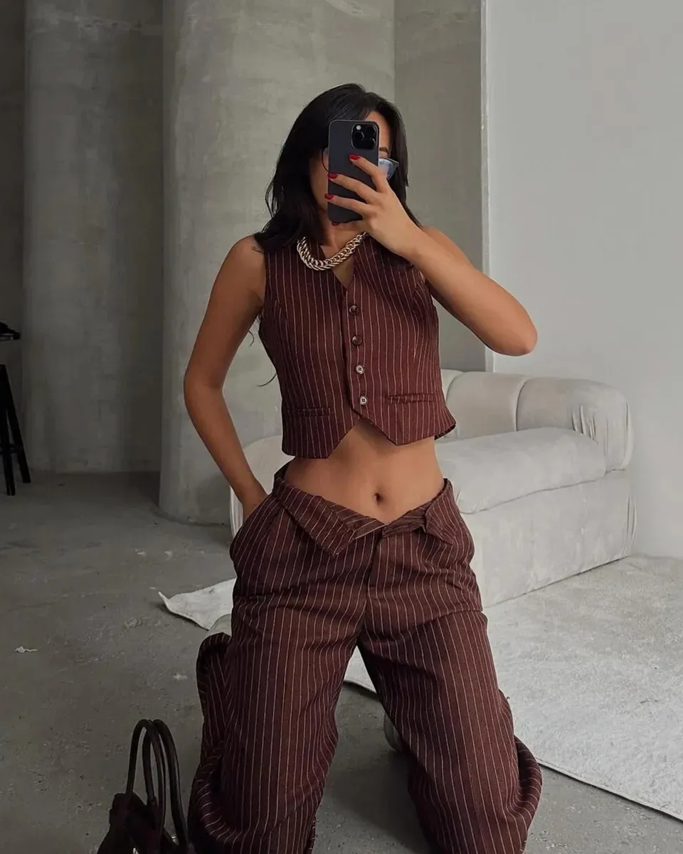 Dvodjelni set Nilsu