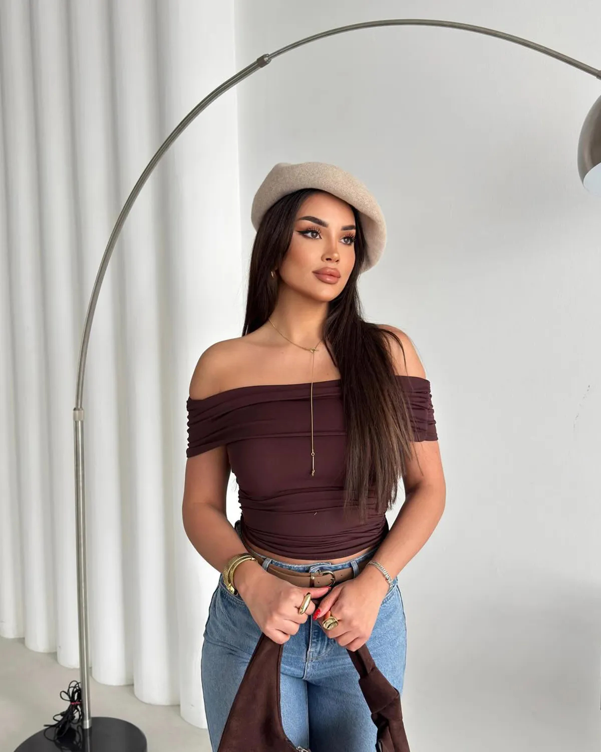 Top Anissa